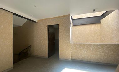 RENTA DE LOCAL EN PLAZA SAN ISIDRO EN METEPEC