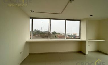 EDIFICIO EN RENTA EN AV. ARCO SUR COL. LA RESERVA TERRITORIAL.