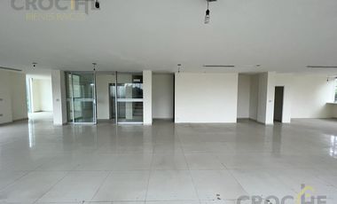EDIFICIO EN RENTA EN AV. ARCO SUR COL. LA RESERVA TERRITORIAL.