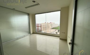 EDIFICIO EN RENTA EN AV. ARCO SUR COL. LA RESERVA TERRITORIAL.