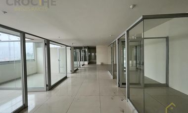 EDIFICIO EN RENTA EN AV. ARCO SUR COL. LA RESERVA TERRITORIAL.
