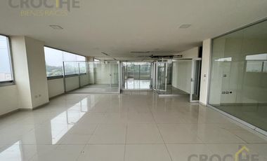 EDIFICIO EN RENTA EN AV. ARCO SUR COL. LA RESERVA TERRITORIAL.