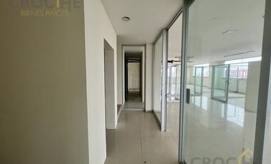 EDIFICIO EN RENTA EN AV. ARCO SUR COL. LA RESERVA TERRITORIAL.