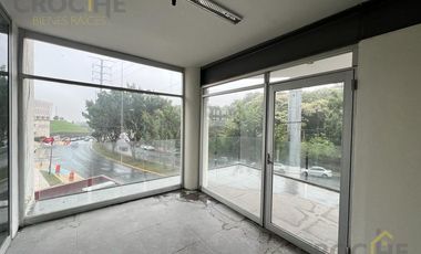 EDIFICIO EN RENTA EN AV. ARCO SUR COL. LA RESERVA TERRITORIAL.