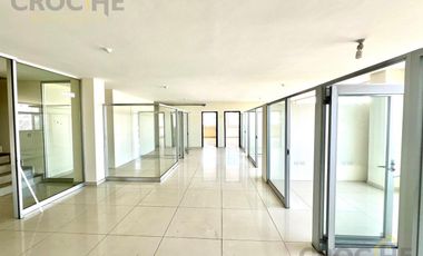 EDIFICIO EN RENTA EN AV. ARCO SUR COL. LA RESERVA TERRITORIAL.