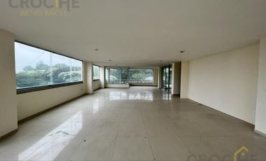 EDIFICIO EN RENTA EN AV. ARCO SUR COL. LA RESERVA TERRITORIAL.
