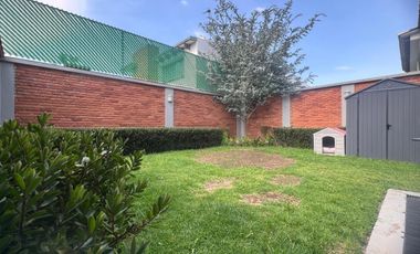 Venta de Casa Fracc. Pedregal del Bosque, Calimaya  URGE  POR CAMBIO DE RESIDENCIA BAJA DE PRECIO