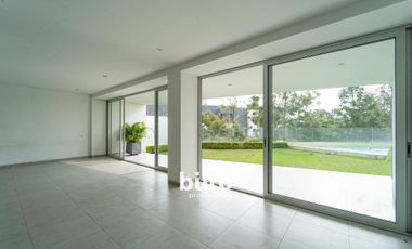 HERMOSO PENTHOUSE EN VENTA EN CERROS DE CAMACHO SURCO CON DOS MASTER BEDROOM