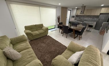 Casa Moderna En Venta y Renta Amueblada En Fraccionamiento Zona Cholula