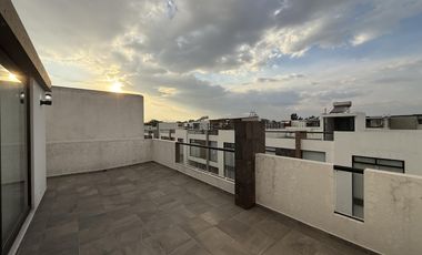 Casa Moderna En Venta y Renta Amueblada En Fraccionamiento Zona Cholula