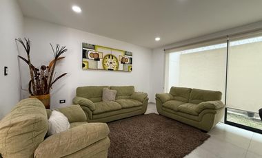 Casa Moderna En Venta y Renta Amueblada En Fraccionamiento Zona Cholula