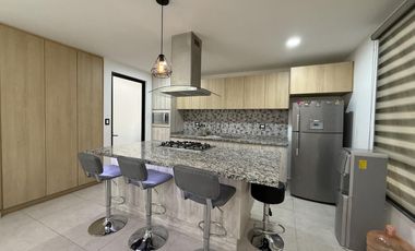 Casa Moderna En Venta y Renta Amueblada En Fraccionamiento Zona Cholula