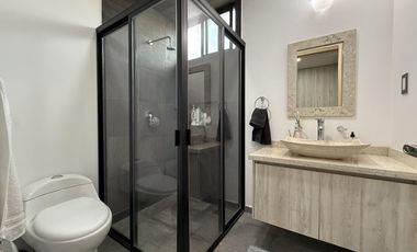 Casa Moderna En Venta y Renta Amueblada En Fraccionamiento Zona Cholula