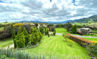 Venta de Espectacular Casa en La Calera - Conjunto Residencial Casa de Campo