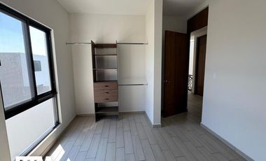 Se renta casa nueva en Pozos cerca de Puerta Natura