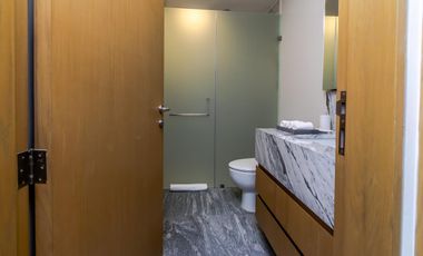Departamento en Venta y en Renta en Puerto Cancún, Riva.