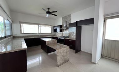 Casa en  RENTA