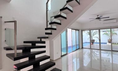 Casa en  RENTA