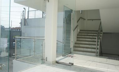 RENTA DE EDIFICIO COMERCIAL EN LLANO GRANDE METEPEC