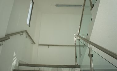 RENTA DE EDIFICIO COMERCIAL EN LLANO GRANDE METEPEC