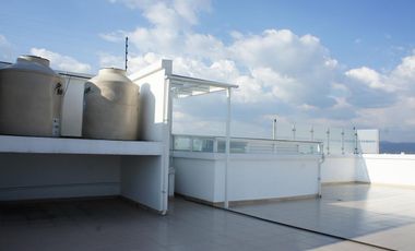 RENTA DE EDIFICIO COMERCIAL EN LLANO GRANDE METEPEC