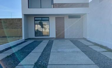 Casa en renta, zona Este, Mayorazgo Residencial