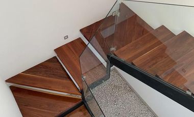 Casa en renta, zona Este, Mayorazgo Residencial