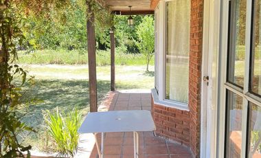 verdadero refugio de paz enclavado en un terreno de 1950m2 |La Araucaria|Salvador María