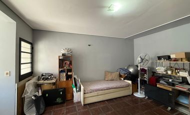 Casa Cinco Ambientes en Venta en Wilde