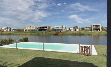 Casa en Venta- Barrio El Naudir-5 Ambientes-Pileta-Laguna-Losa radiante-Escobar