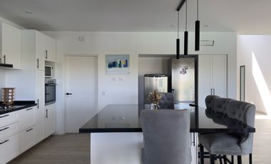 Casa en Venta- Barrio El Naudir-5 Ambientes-Pileta-Laguna-Losa radiante-Escobar