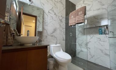 TAI TAI, Casa en VENTA y RENTA AMUEBLADA con alberca, roof garden, sala de TV y cuarto de servicio