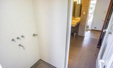 Casa 2 Dormitorios con posibilidad de ampliación Barrio Cerrado La Bahía Pueblo Esther