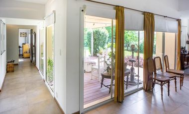 Casa 2 Dormitorios con posibilidad de ampliación Barrio Cerrado La Bahía Pueblo Esther