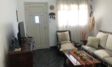 DEPARTAMENTO TIPO CASA VENTA 3 AMBIENTES JUAN DIAZ DE SOLIS 3582 (REMEDIOS DE ESCALADA)