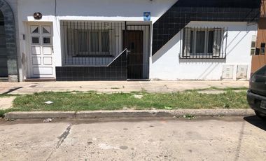 DEPARTAMENTO TIPO CASA VENTA 3 AMBIENTES JUAN DIAZ DE SOLIS 3582 (REMEDIOS DE ESCALADA)