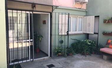 DEPARTAMENTO TIPO CASA VENTA 3 AMBIENTES JUAN DIAZ DE SOLIS 3582 (REMEDIOS DE ESCALADA)