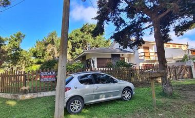 CASA EN EXCELENTE ESTADO!! EN SANTA TERESITA!