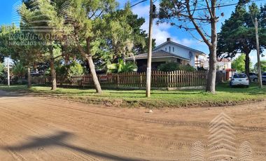 CASA EN EXCELENTE ESTADO!! EN SANTA TERESITA!