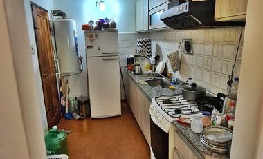 CASA EN EXCELENTE ESTADO!! EN SANTA TERESITA!
