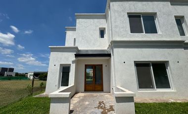 Casa en  Venta San Ramon - Pilar del Este