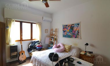 Departamento tipo PH 3 ambientes con terraza en Llavallol al 4100