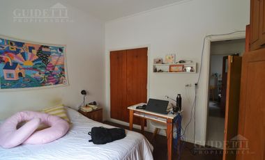 Departamento tipo PH 3 ambientes con terraza en Llavallol al 4100