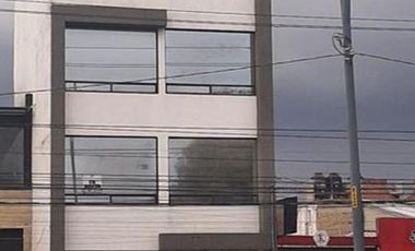 Edificio Comercial - San Salvador Tizatlalli