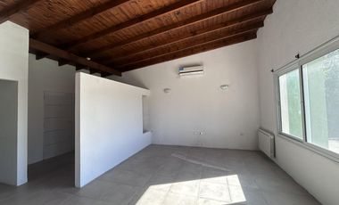 Alquiler-  Casa en Lomas de San Francisco -  Open Door