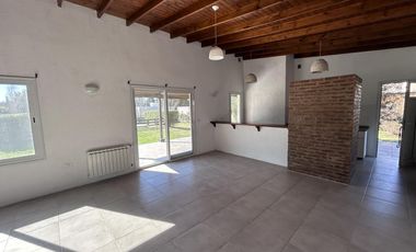 Alquiler-  Casa en Lomas de San Francisco -  Open Door