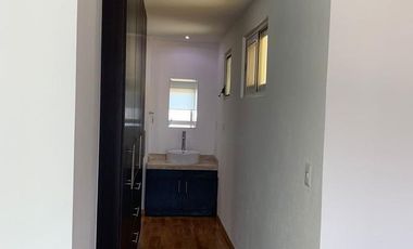 Departamento Penthouse Amueblado en Renta, Zona Este