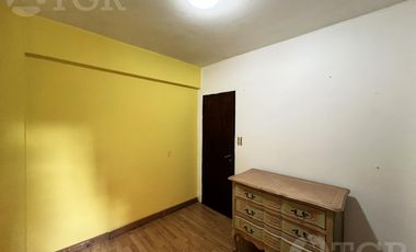 Departamento tipo PH. 3 ambientes-Patio-Lavadero.