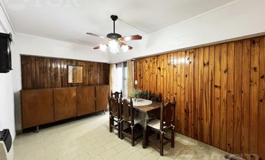 Departamento tipo PH. 3 ambientes-Patio-Lavadero.