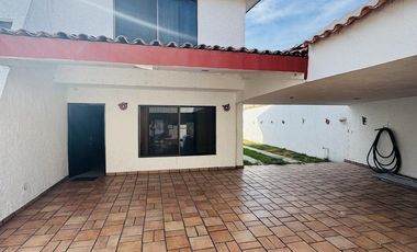 Casa en Fraccionamiento Burgos